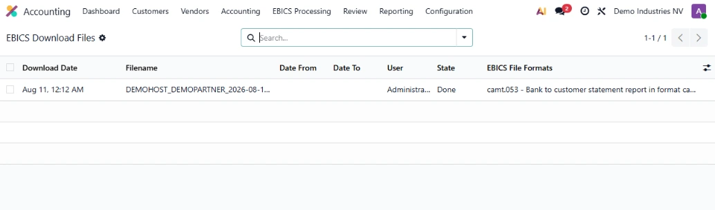 De lijst EBICS Download Files in Odoo: één camt.053 bank to customer statement report, met de downloaddatum, de gebruiker en de status Done